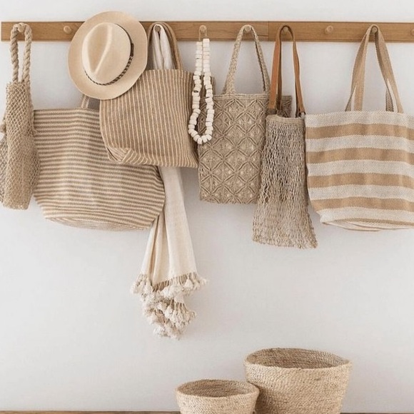 🌻SHOPPING IS OUR CARDIO🌻 - Picture 3 of 6